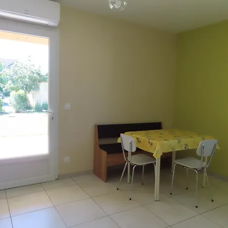 Neuf Dans Maison Individuelle Apartment